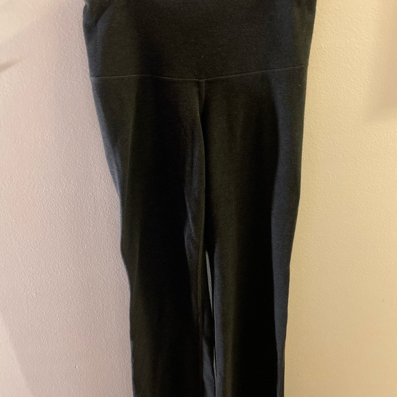 Charcoal Yoga pants - Picture 3 of 3